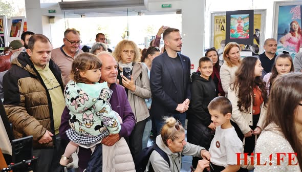 Изложба на Студиото за изобразително изкуство в Сборна изложба за Деня на народните будители