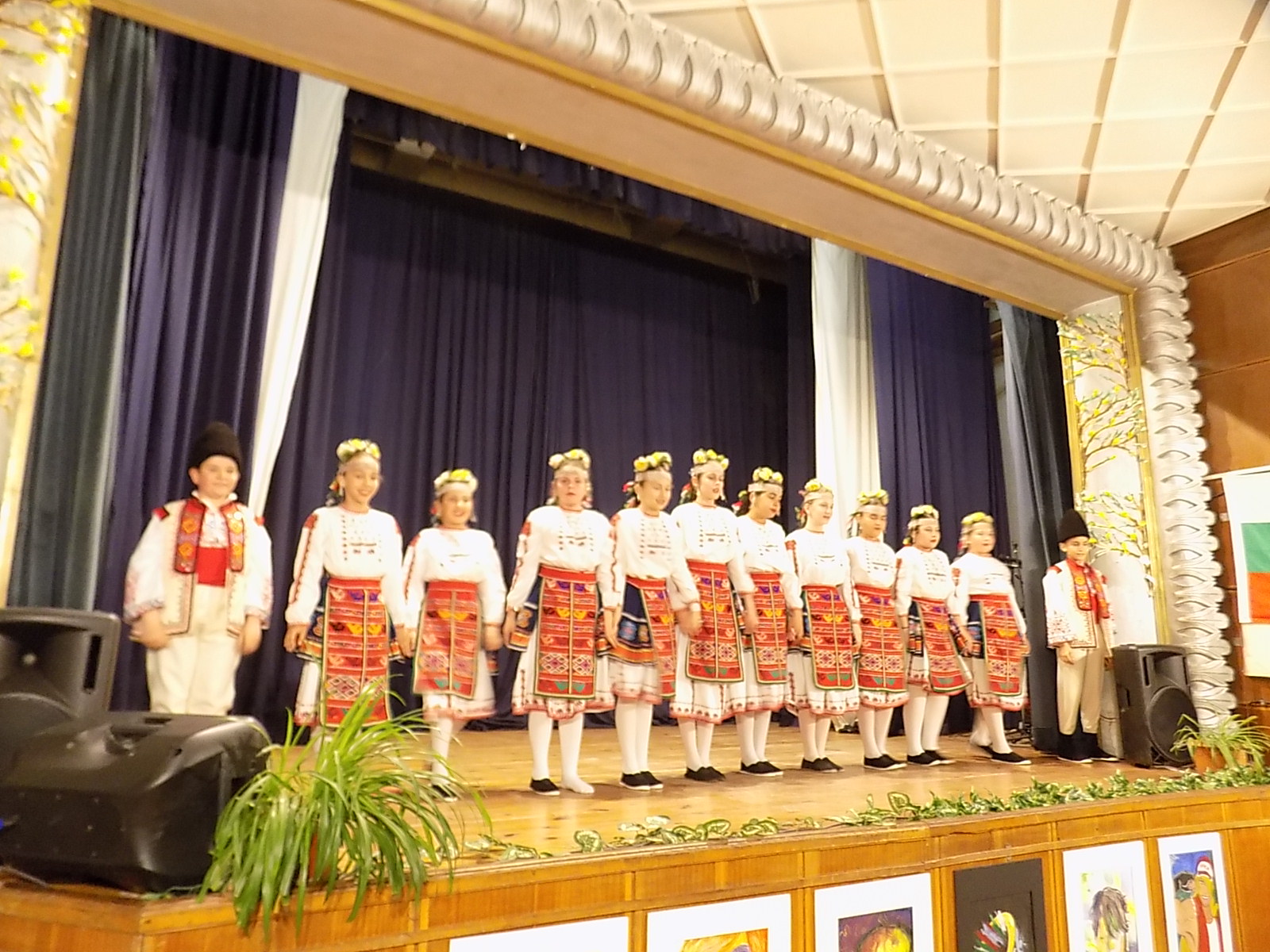 Концерт на  Студио за народно пеене Росица и ДТС Пендари-Зала ГС