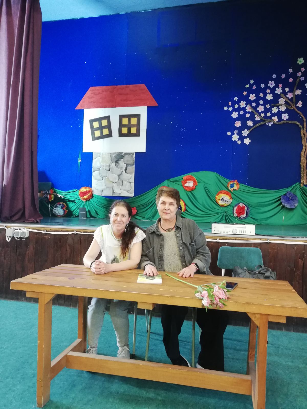 Представяне на книгата Приключенията на Мъхмарон и представление 27.05.2025 42-ро ОУ