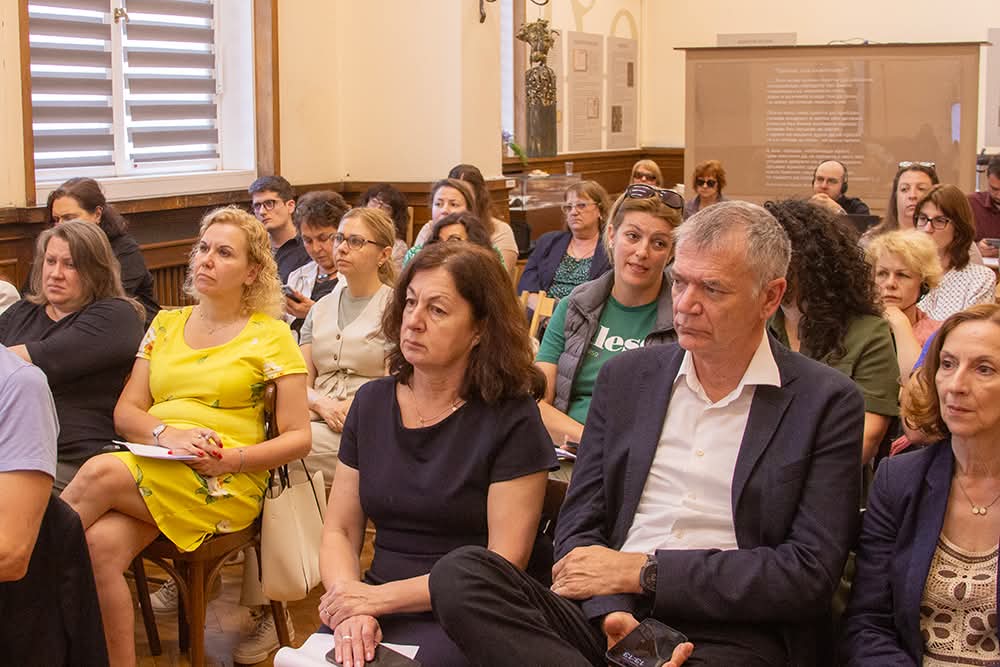 Участие с презентация в семинара Кобис дни в България